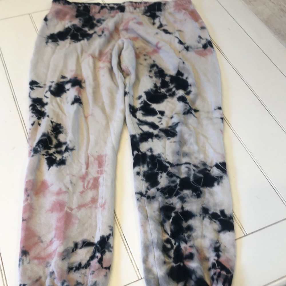 Brand new without tags. Cozy sweatpant